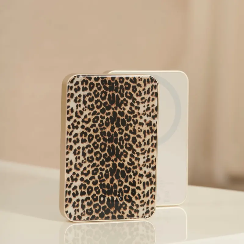 Burga Player - MagSafe Power Bank 5000 mAh Guld - 4108185