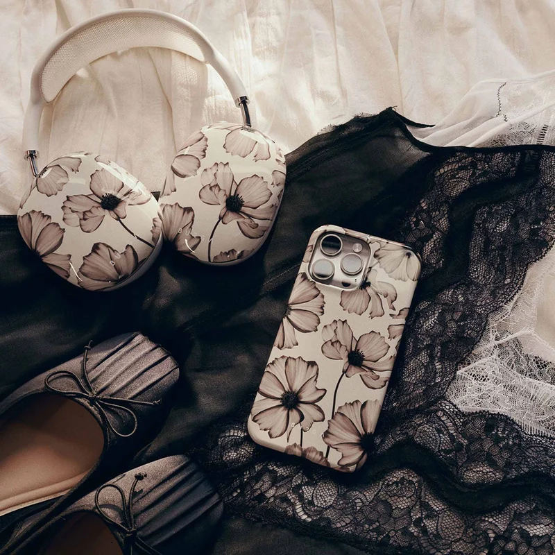 Burga Barely Yours - Apple iPhone 17 Pro Tough MagSafe Cover - 4138627