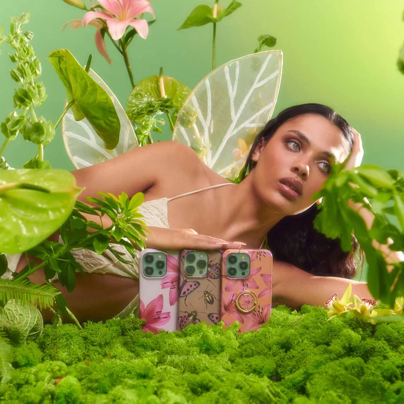Burga Fragile Beauty - Apple iPhone 17 Pro Tough MagSafe Cover - 4140659