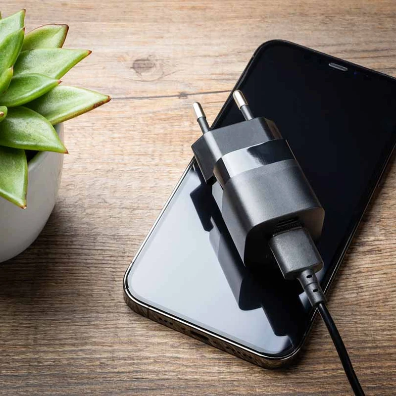 FIXED Hurtig Mini Hjemmeoplader 20W USB-C PD/USB-A Sort - 8014585