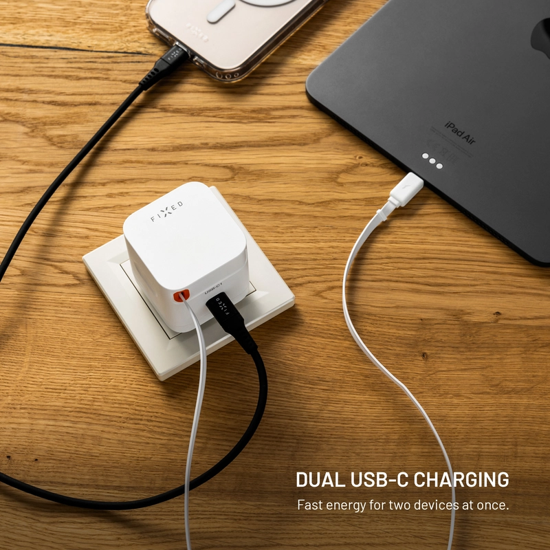 FIXED Superhurtig dobbelt USB-C-oplader med udtrækkeligt kabel 65W Hvid - 8018601