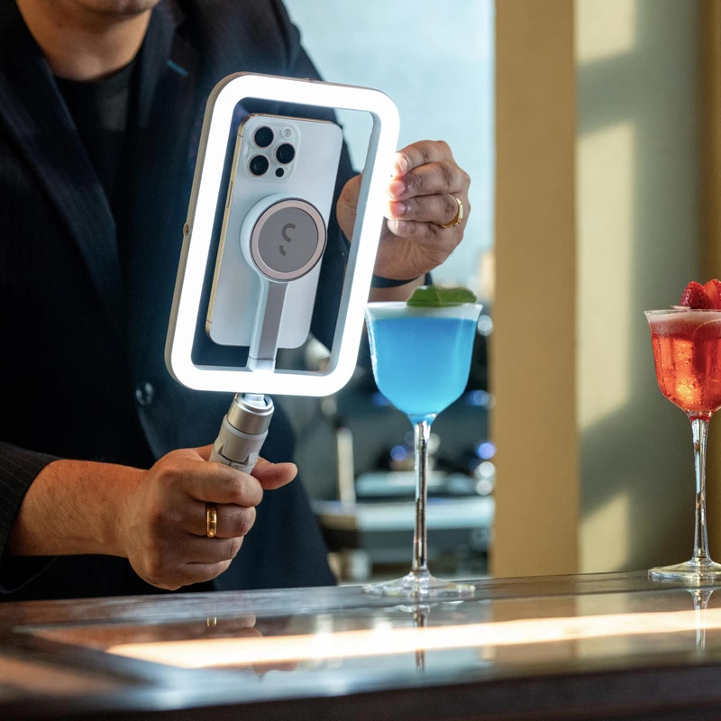 Shiftcam SnapStudio LED Light Frame med batteri MagSafe-kompatibelt Greige - 9350693