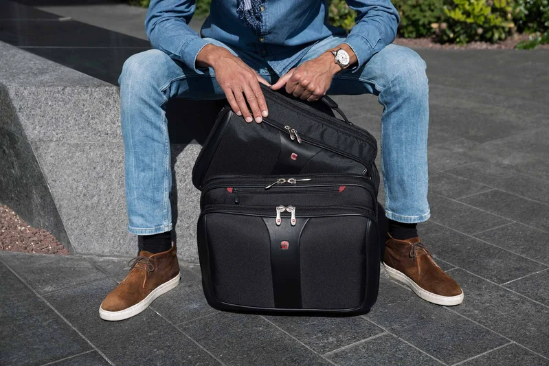 Wenger Patriot 2-part Business Trolley 15.6