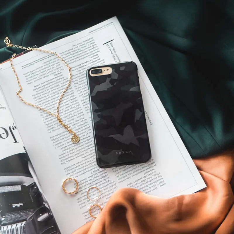 Burga Night Black Camo - Apple iPhone 16 Tough MagSafe Cover - 2937765